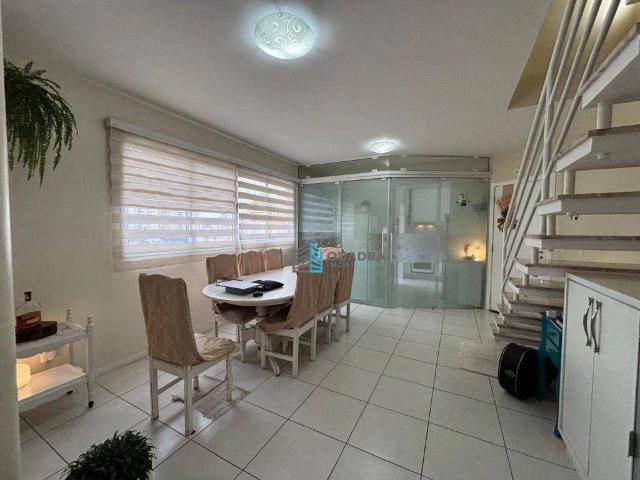 Cobertura para Venda em Florianópolis/SC Trindade 3 Quartos