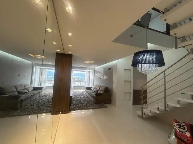 Cobertura para Venda em Florianópolis/SC Trindade 5 Quartos