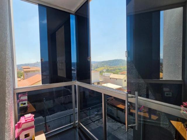 Cobertura para Venda em Ibirité/MG Lago Azul 1ª Seção 3 Quartos