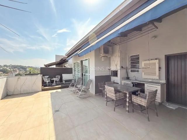 Cobertura para Venda em Joinville/SC Bom Retiro 3 Quartos