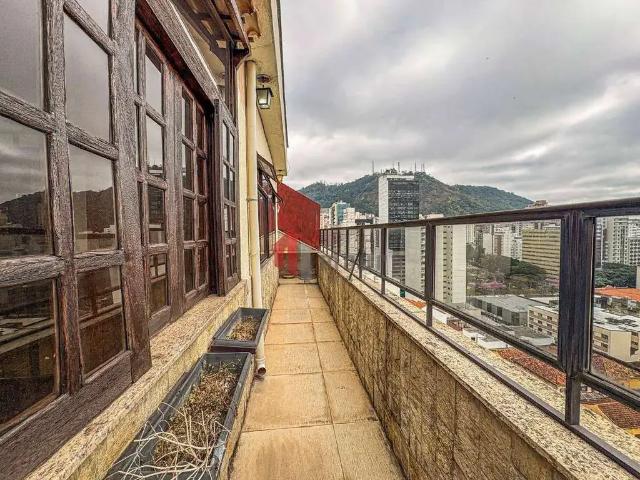 Cobertura para Venda em Juiz de Fora/MG Centro 1 Quartos