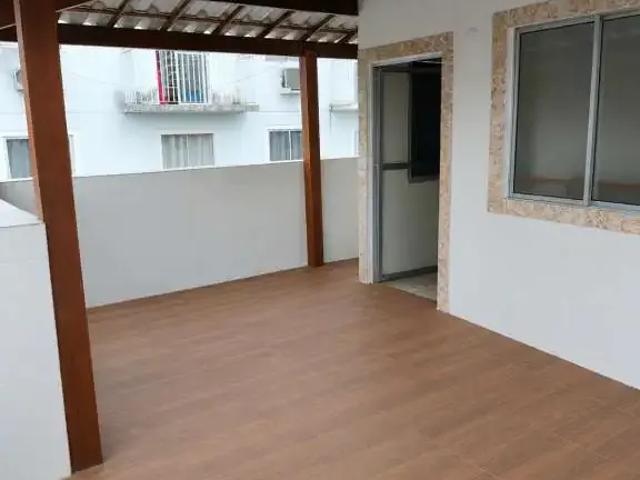 Cobertura para Venda em Lauro de Freitas/BA Caji 3 Quartos