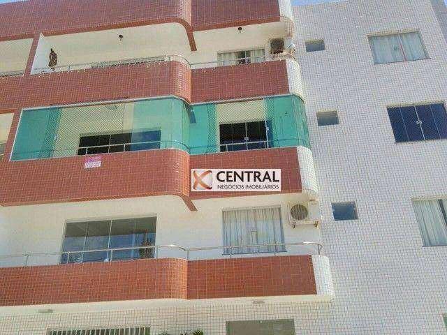 Cobertura para Venda em Lauro de Freitas/BA Centro 4 Quartos
