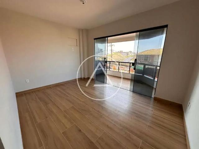 Cobertura para Venda em Macaé/RJ Imbetiba 3 Quartos