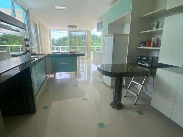 Cobertura para Venda em Macaé/RJ Lagoa 2 Quartos