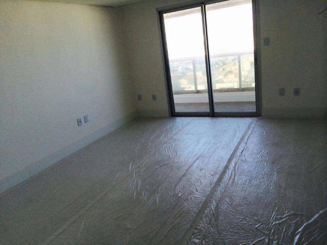 Cobertura para Venda em Macaé/RJ Praia Campista 4 Quartos