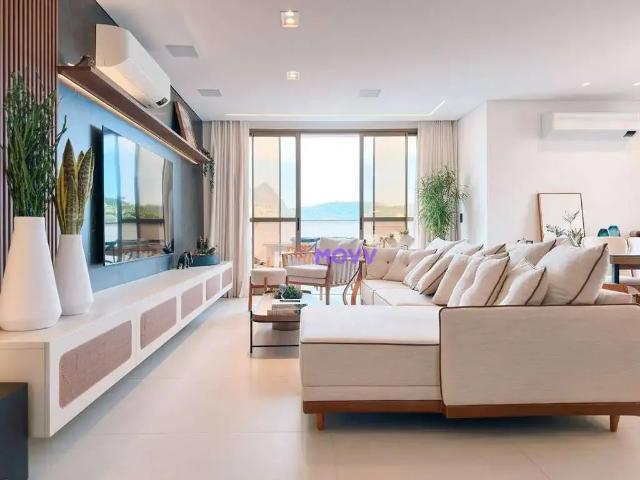 Cobertura para Venda em Niterói/RJ Camboinhas 4 Quartos