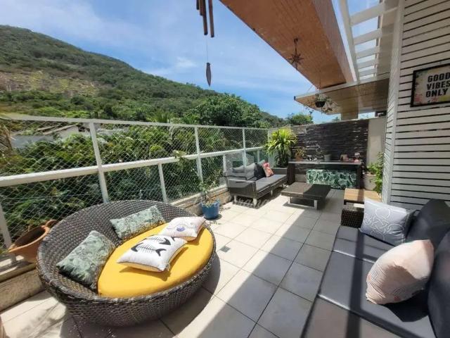 Cobertura para Venda em Niterói/RJ Itacoatiara 3 Quartos