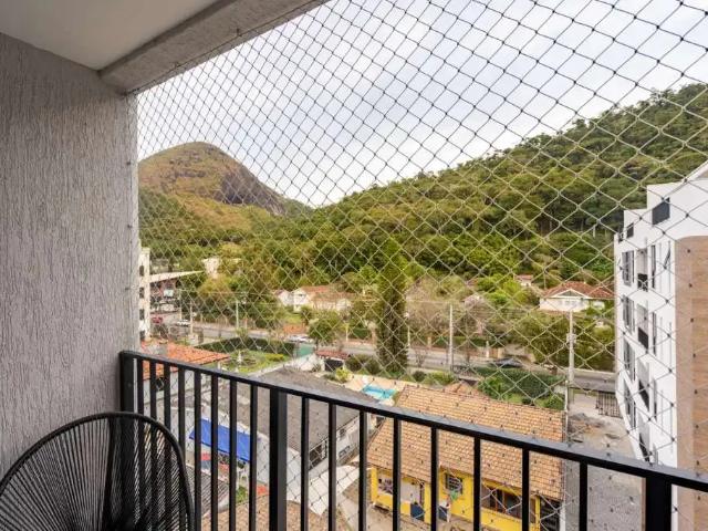 Cobertura para Venda em Petrópolis/RJ Itaipava 3 Quartos