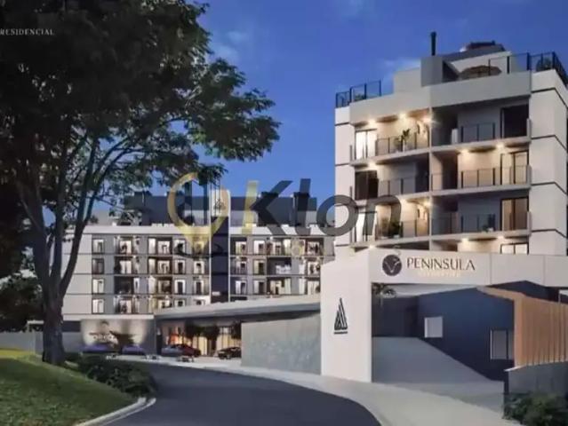 Cobertura para Venda em Petrópolis/RJ Samambaia 4 Quartos