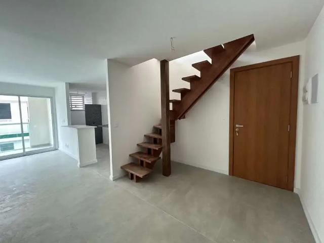 Cobertura para Venda em Petrópolis/RJ Retiro 3 Quartos
