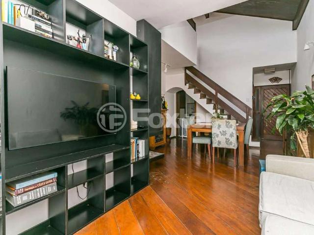 Cobertura para Venda em Porto Alegre/RS Vila Jardim 3 Quartos