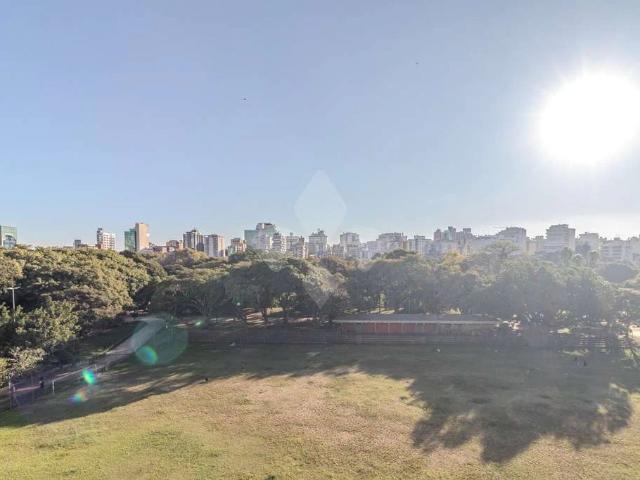 Cobertura para Venda em Porto Alegre/RS Floresta 3 Quartos