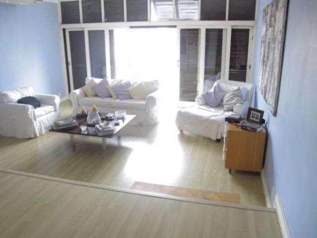 Cobertura para Venda em Porto Alegre/RS Rio Branco 4 Quartos