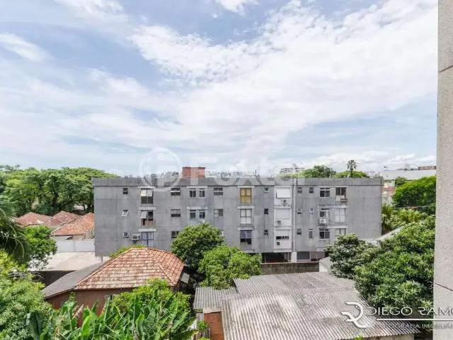 Cobertura para Venda em Porto Alegre/RS Santo Antônio 2 Quartos
