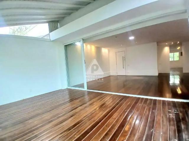 Cobertura para Venda em Rio de Janeiro/RJ Barra da Tijuca 5 Quartos