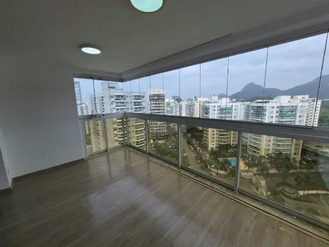 Cobertura para Venda em Rio de Janeiro/RJ Jacarepaguá 4 Quartos