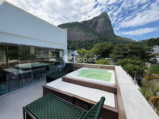 Cobertura para Venda em Rio de Janeiro/RJ Joá 2 Quartos