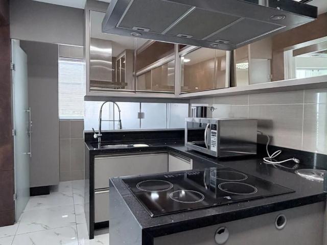 Cobertura para Venda em São José dos Pinhais/PR São Domingos 4 Quartos