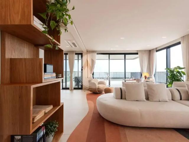 Cobertura para Venda em São Paulo/SP Vila Madalena 3 Quartos