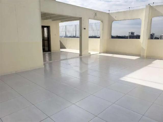 Cobertura para Venda em São Paulo/SP Alto da Boa Vista 6 Quartos