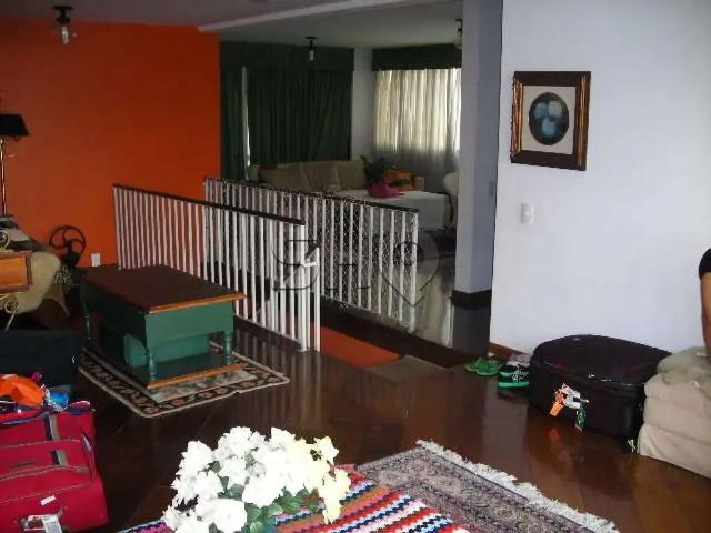 Cobertura para Venda em São Paulo/SP Indianópolis 5 Quartos