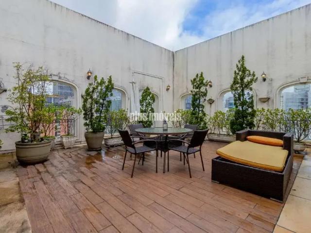 Cobertura para Venda em São Paulo/SP Jardim América 4 Quartos
