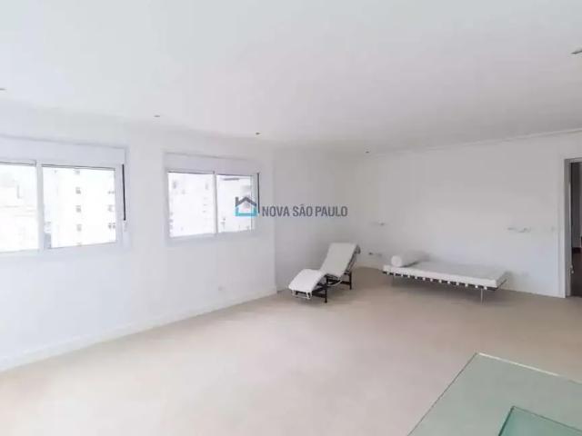 Cobertura para Venda em São Paulo/SP Jardim América 5 Quartos