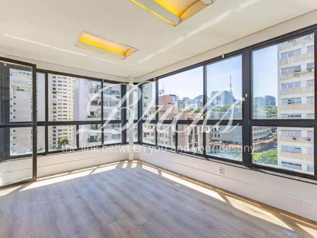 Cobertura para Venda em São Paulo/SP Jardim América 3 Quartos