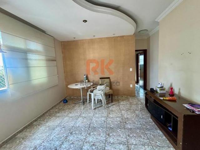 Cobertura para venda em Santa Rosa de 193.00m² com 3 Quartos, 1 Suite e 2 Garagens