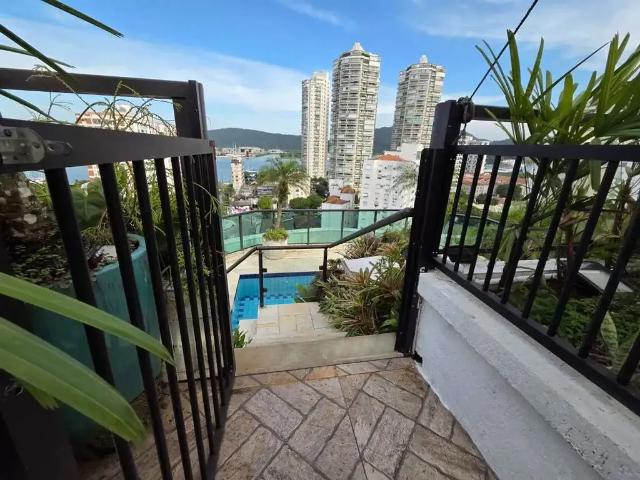 Cobertura para Venda em Santos/SP Ponta da Praia 6 Quartos
