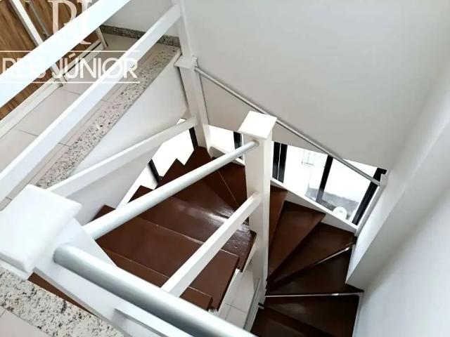 Cobertura para Venda em Salvador/BA Armação 4 Quartos