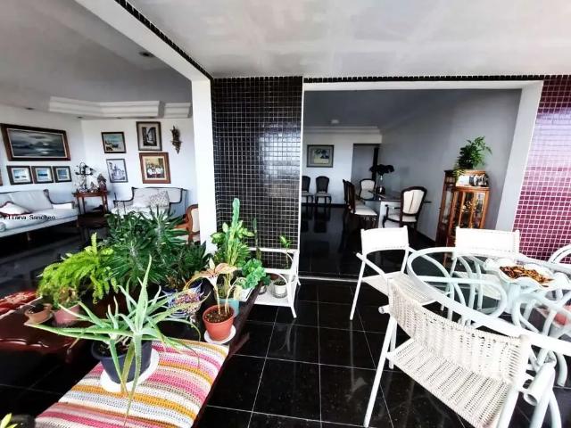 Cobertura para Venda em Salvador/BA Cidade Jardim 4 Quartos