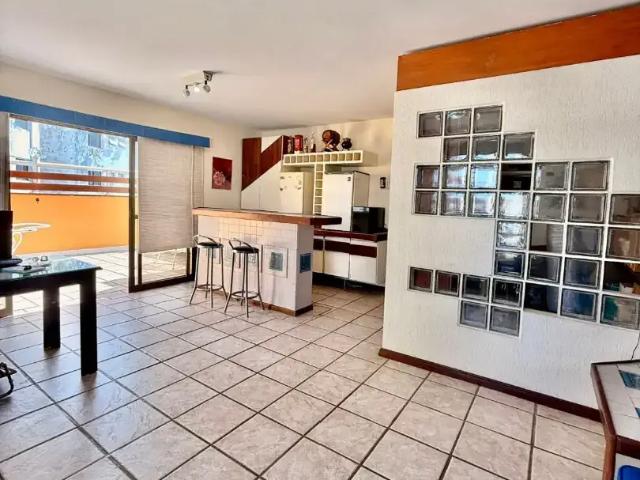 Cobertura para Venda em Salvador/BA Graça 3 Quartos