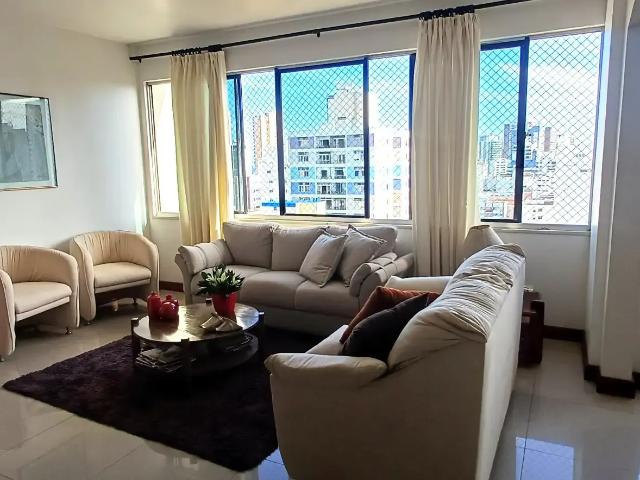 Cobertura para Venda em Salvador/BA Pituba 3 Quartos