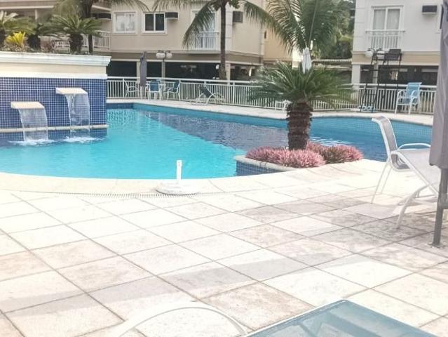 Cobertura para alugar com 4 quartos e 180 m² por R$ 12.000/mês