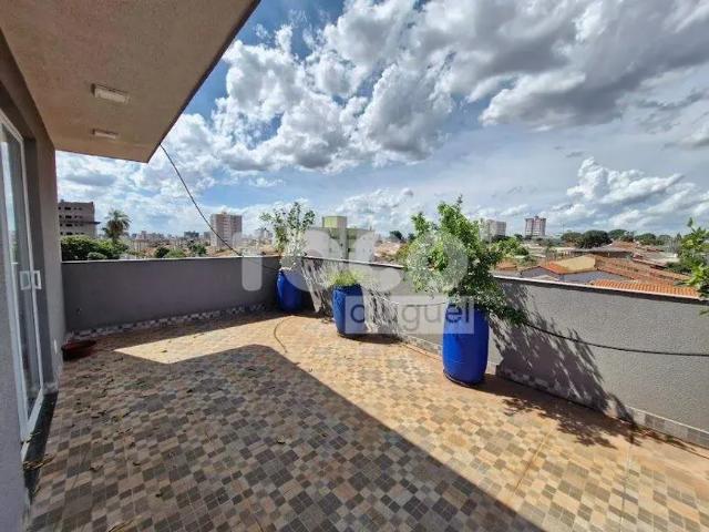Cobertura para aluguel, 2 quartos, 1 suíte, 1 vaga, Segismundo Pereira Uberlândia/MG