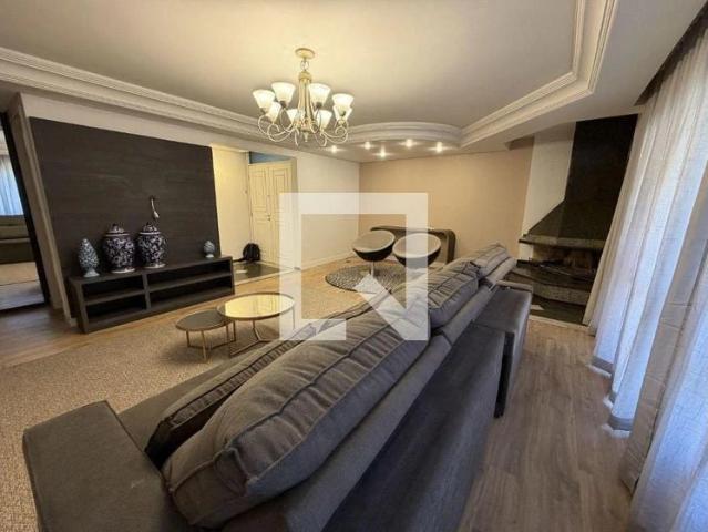 Cobertura para Locação em Curitiba/PR Vila Izabel 3 Quartos