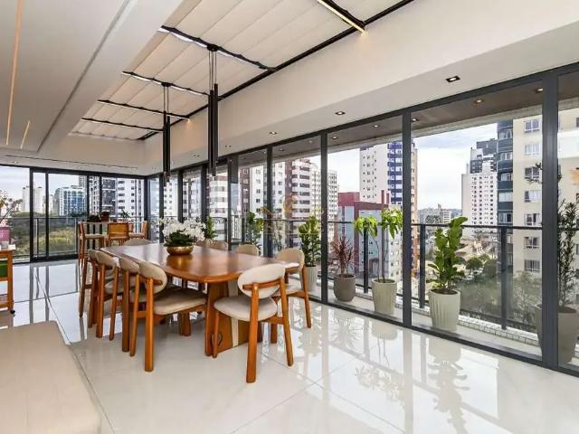 Cobertura para Locação em Curitiba/PR Água Verde 3 Quartos