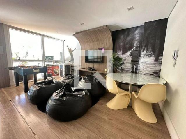 Cobertura para Locação em Curitiba/PR Campo Comprido 2 Quartos