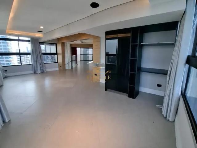 Cobertura para Locação em Curitiba/PR Mossunguê 3 Quartos
