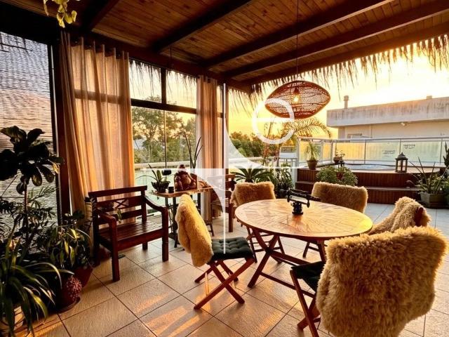Cobertura para Locação em Florianópolis/SC Campeche 2 Quartos