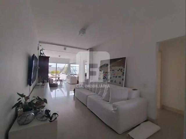 Cobertura para Locação em Florianópolis/SC Campeche 3 Quartos