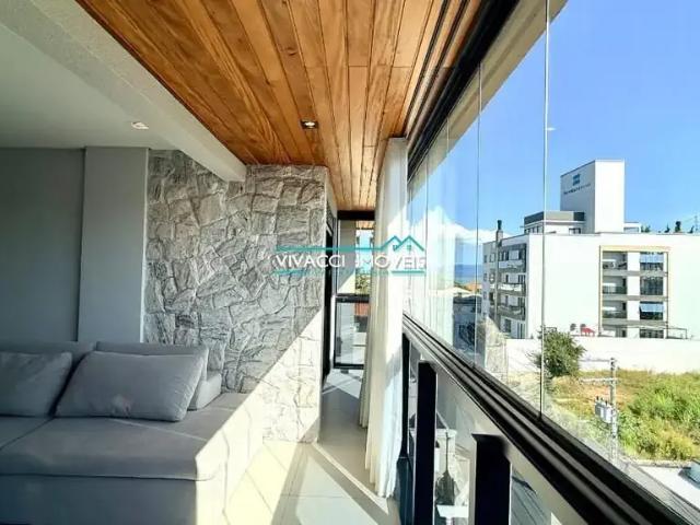 Cobertura para Locação em Florianópolis/SC Coqueiros 3 Quartos