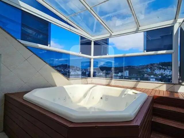 Cobertura para Locação em Florianópolis/SC Córrego Grande 2 Quartos