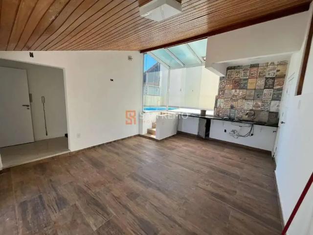 Cobertura para Locação em Florianópolis/SC Trindade 5 Quartos