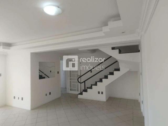 Cobertura para Locação em Florianópolis/SC Trindade 5 Quartos