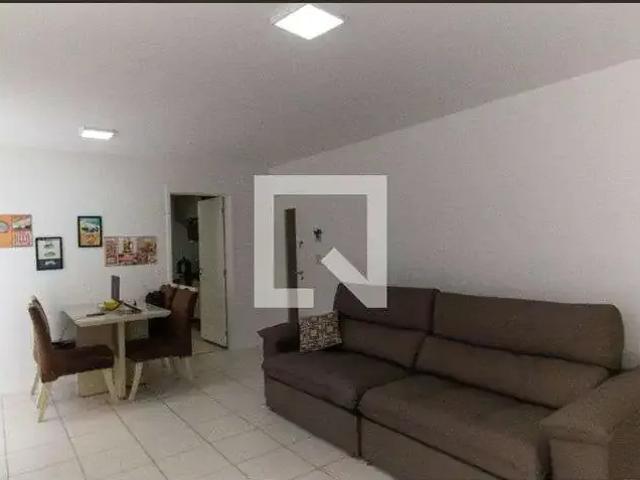 Cobertura para Locação em Niterói/RJ Cantagalo 2 Quartos