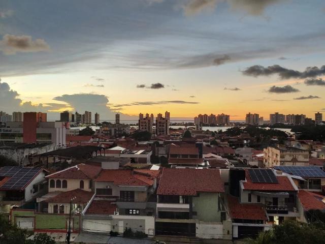 Cobertura para Locação em São Luís/MA Jardim Renascença 3 Quartos
