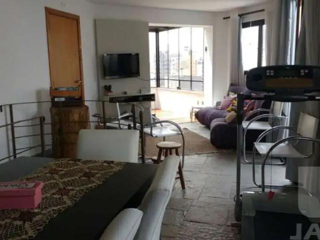 Cobertura para Locação em São Paulo/SP Higienópolis 3 Quartos